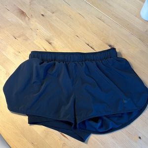 NIKE dri-fit black running shorts with built in spandex